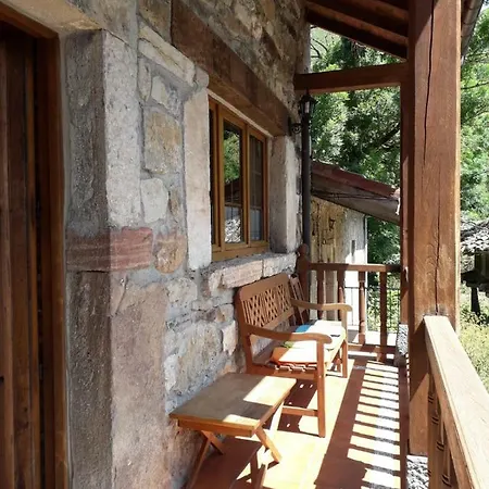 Holiday home Casa Serafo Saliencia